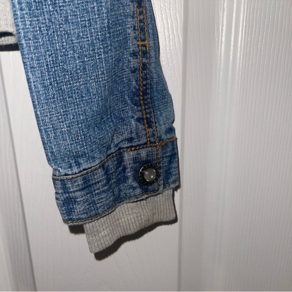 Jean jacket - Picture 6 of 9